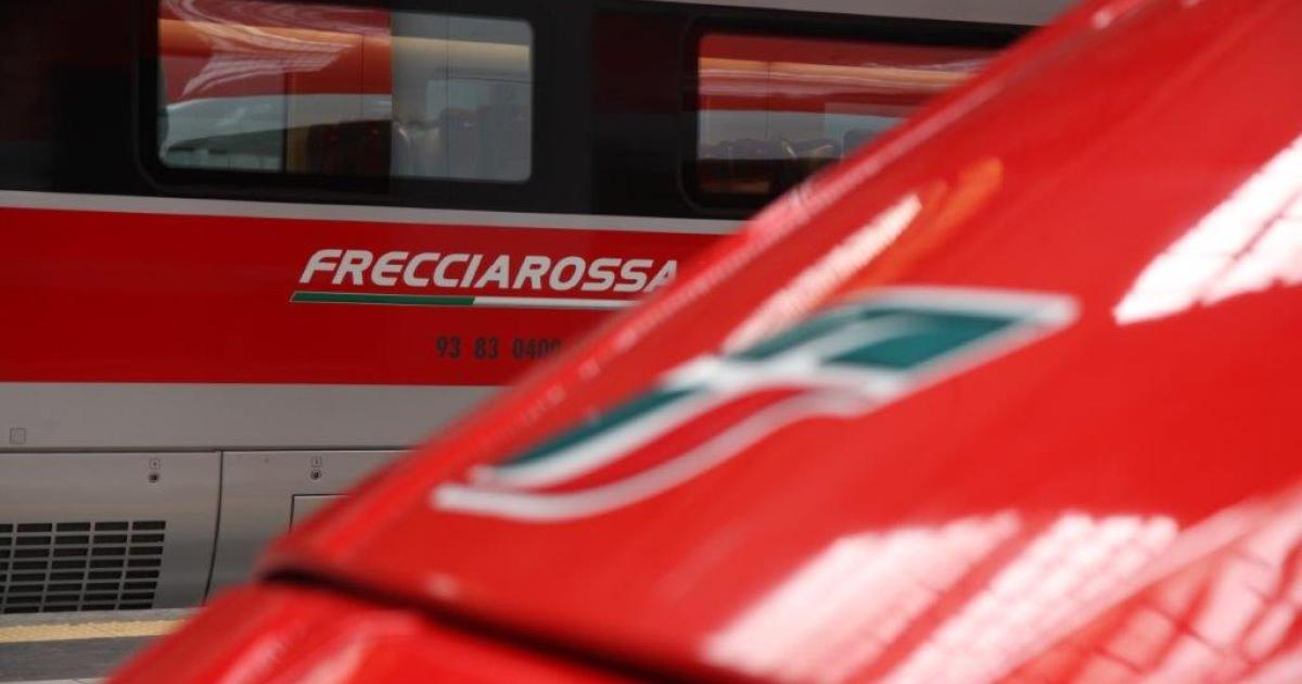 https://www.gazzettadiparma.it/resizer/1200/630/true/2023_12_04/Frecciarossa_(1)-1701692645065.jpg--al_via_stasera_alle_21_lo_sciopero_dei_treni.jpg?1701692645071