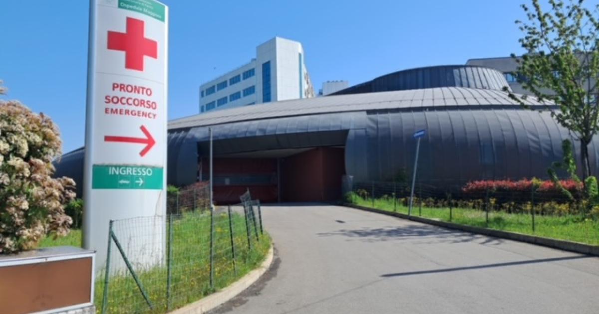 https://www.gazzettadiparma.it/resizer/1200/630/true/2024_05_03/modifiche_accesso_al_PS-ingresso_(1)-1714735619251.jpg--schianto_di_fronte_al_ristorante__la_gabbiola___due_feriti_al_maggiore.jpg?1714735619257