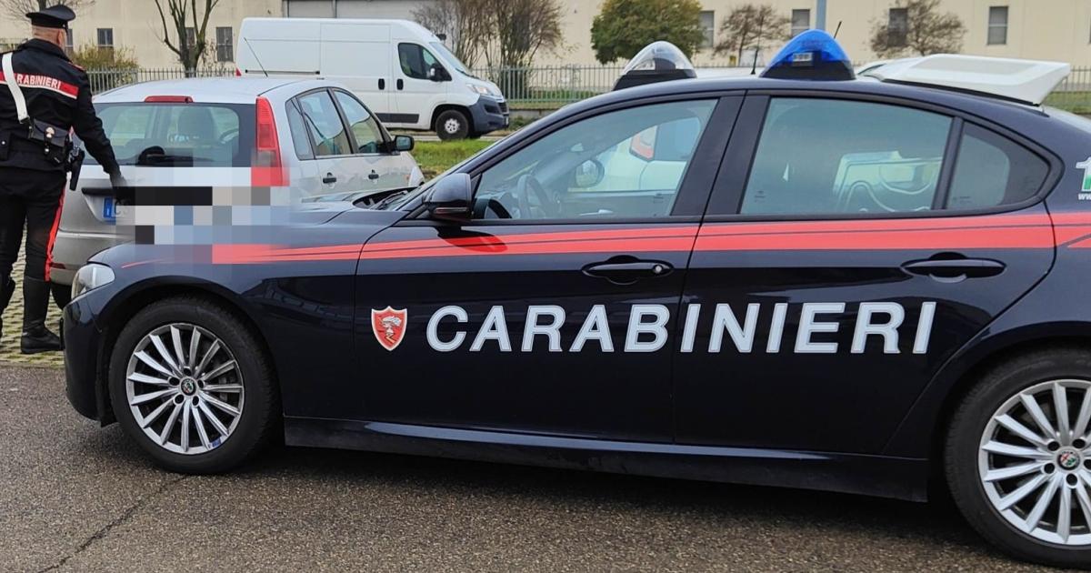 https://www.gazzettadiparma.it/resizer/1200/630/true/2024_12_28/28.12.2024_Parma_foto_denuncia_furto_distributori_automatici_interno_supermercato-1735382368972.jpg--aggrediscono_passanti_senza_motivo__due_arresti.jpg?1735382369004