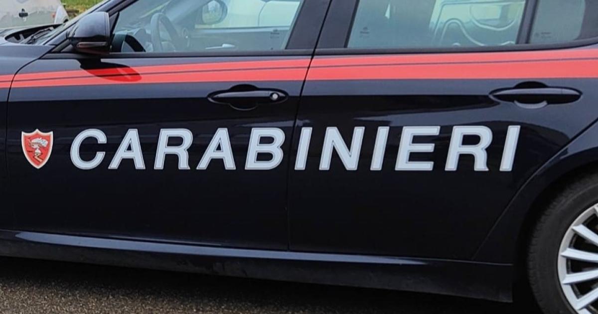 https://www.gazzettadiparma.it/resizer/1200/630/true/2024_12_28/28.12.2024_Parma_foto_denuncia_furto_distributori_automatici_interno_supermercato-1735382368972_1757842458.jpg--violentano_una_12enne_e_postano_il_video_su_whatsapp__indagati_un_18enne_e_un_12enne.jpg?1757842458668