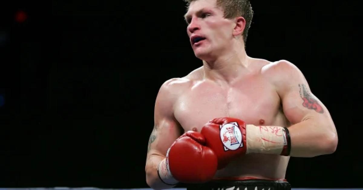 https://www.gazzettadiparma.it/resizer/1200/630/true/2025_09_14/Ricky_Hatton-1757862962118.webp--pugilato__morto_a_46_anni_hatton__ex_campione_del_mondo.webp?1757862962135