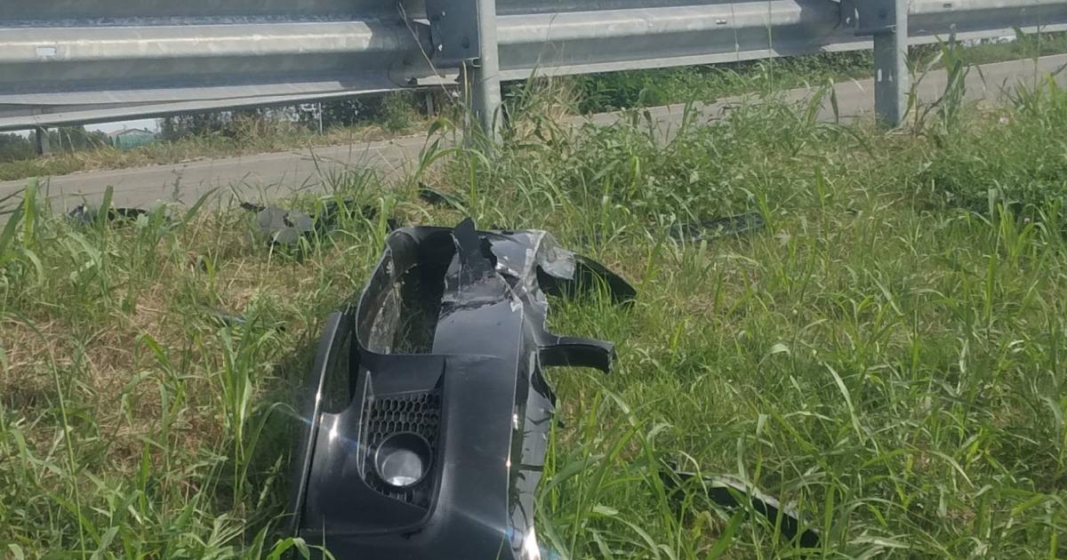 https://www.gazzettadiparma.it/resizer/1200/630/true/2025_09_14/thumbnail_incidentecastionenotte-1757855859059.jpg--schianto_contro_il_guard_rail_a_castione_marchesi.jpg?1757855859237