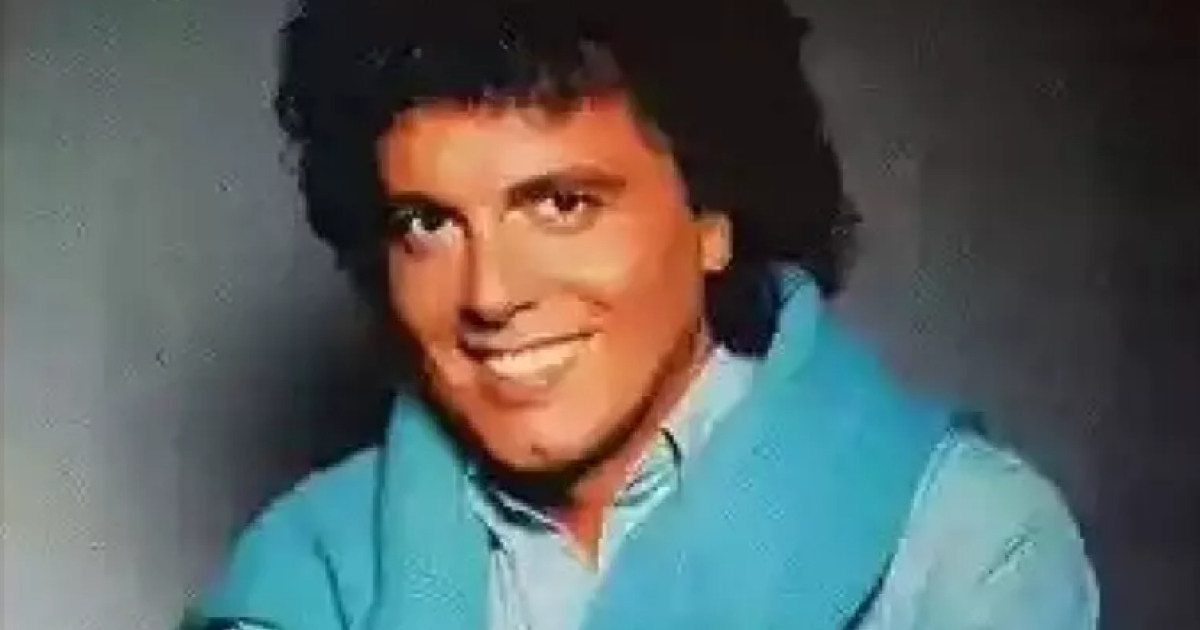 https://www.gazzettadiparma.it/resizer/1200/630/true/2025_09_26/Screenshot_2025-09-26_102255-1758874992113.png--addio_a_christian__lo_julio_iglesias_italiano.png?1758874992180