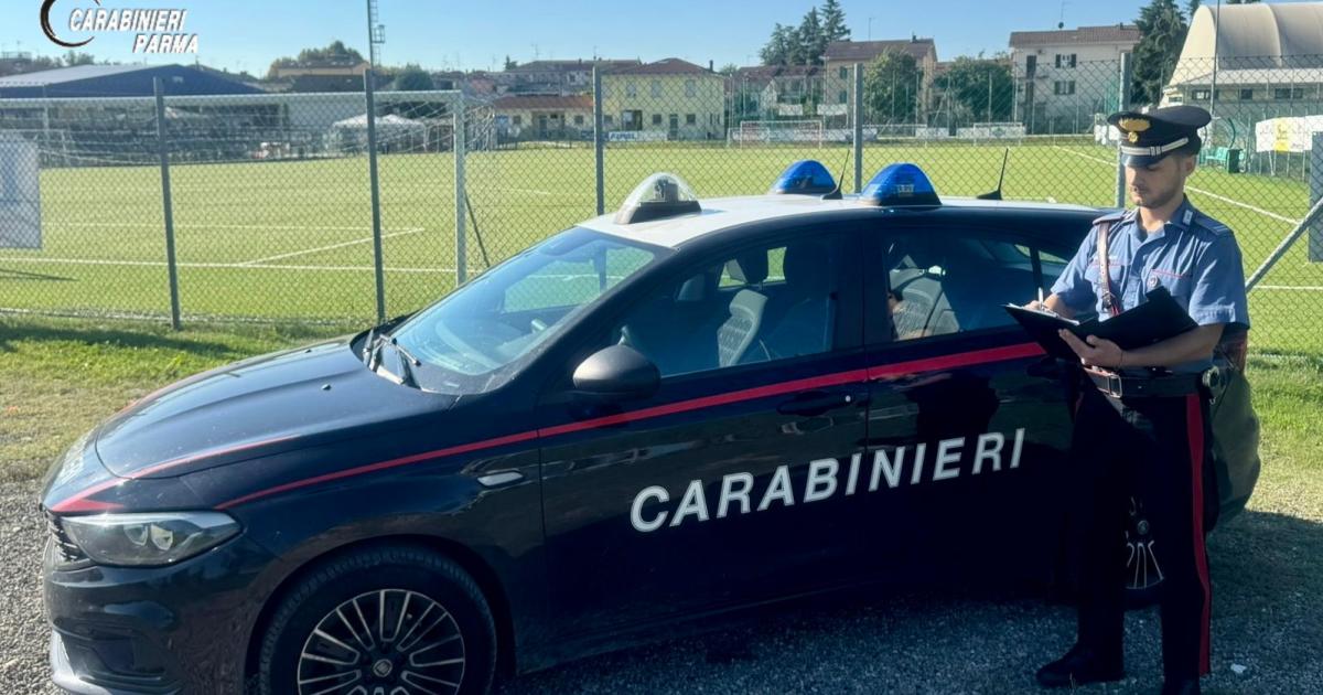https://www.gazzettadiparma.it/resizer/1200/630/true/2025_09_29/29.09.2025_Medesano_foto_x_denuncia_truffa_finti_osservatori_calcistici-1759134651272.jpg--medesano__genitori_trovano_un_annuncio_sul_web_e_fanno_partecipare_il_figlio_a_un_provino_da_calciatore_ma_e__una_truffa__gli_osservatori_calcistici_sono_finti_e_spariscono_1_500_euro__tre_italiani_de.jpg?1759134651420