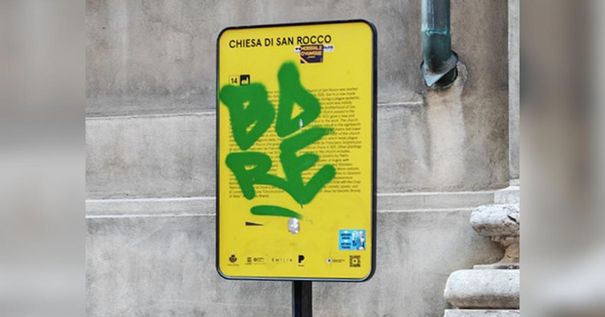 https://www.gazzettadiparma.it/resizer/1200/630/true/2025_10_02/copertina_gazza-1759418601899.jpg--vandalismo_cartello_informativo_chiesa_di_san_rocco.jpg?1759418602038