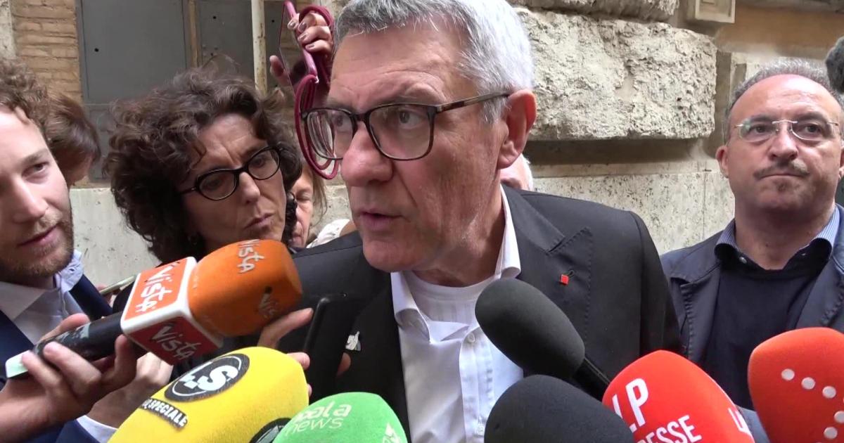 https://www.gazzettadiparma.it/resizer/1200/630/true/2025_10_05/Landini-1759684925555.jpg--landini__la_violenza_e_anche_una_cosa_contro_di_noi_.jpg?1759684925946