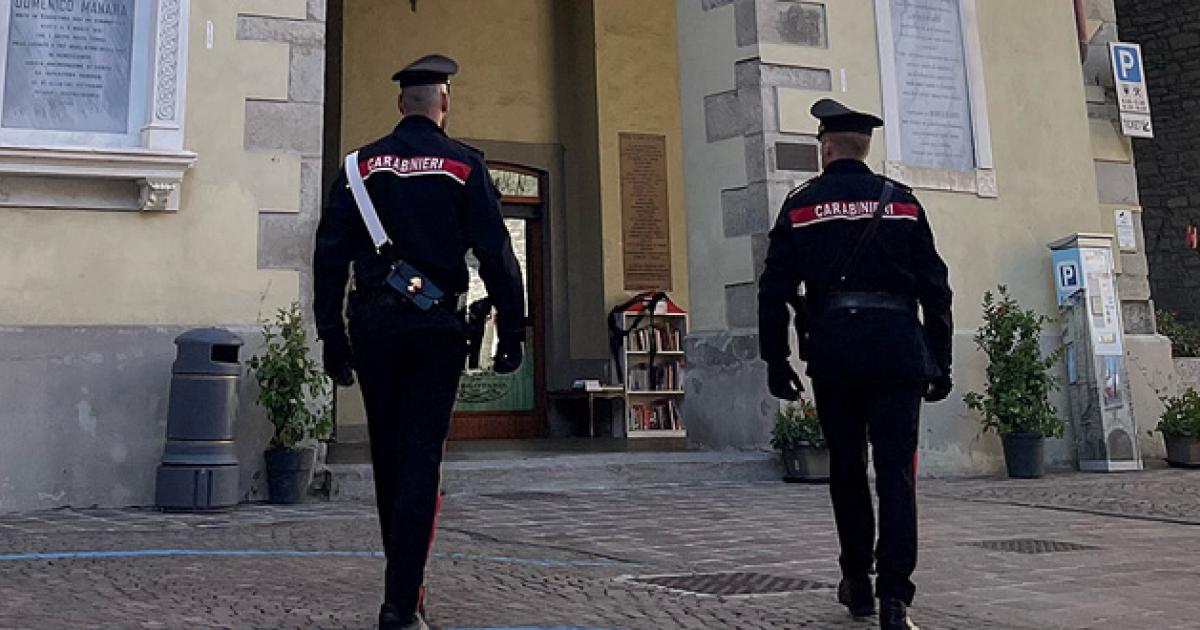 https://www.gazzettadiparma.it/resizer/1200/630/true/2025_10_08/cc_borgo-1759911721156.jpg--violenta_lite_in_strada__prima_le_minacce_poi_le_botte__alla_fine_spunta_anche_un_coltello__denunciato_27enne_italiano.jpg?1759911721249