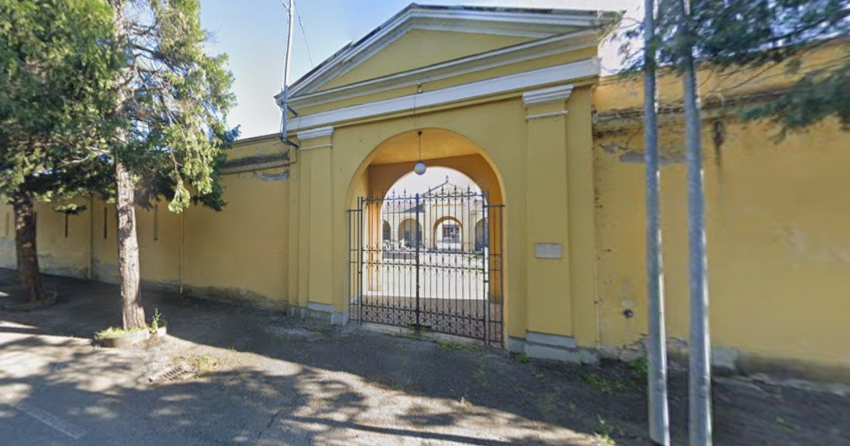 https://www.gazzettadiparma.it/resizer/1200/630/true/2025_10_14/cimitero_valera-1760453787716.png--amara_scoperta_al_cimitero_di_valera__furto_notturno__danni_alla_struttura_e_a_cappelle_private.png?1760453787864