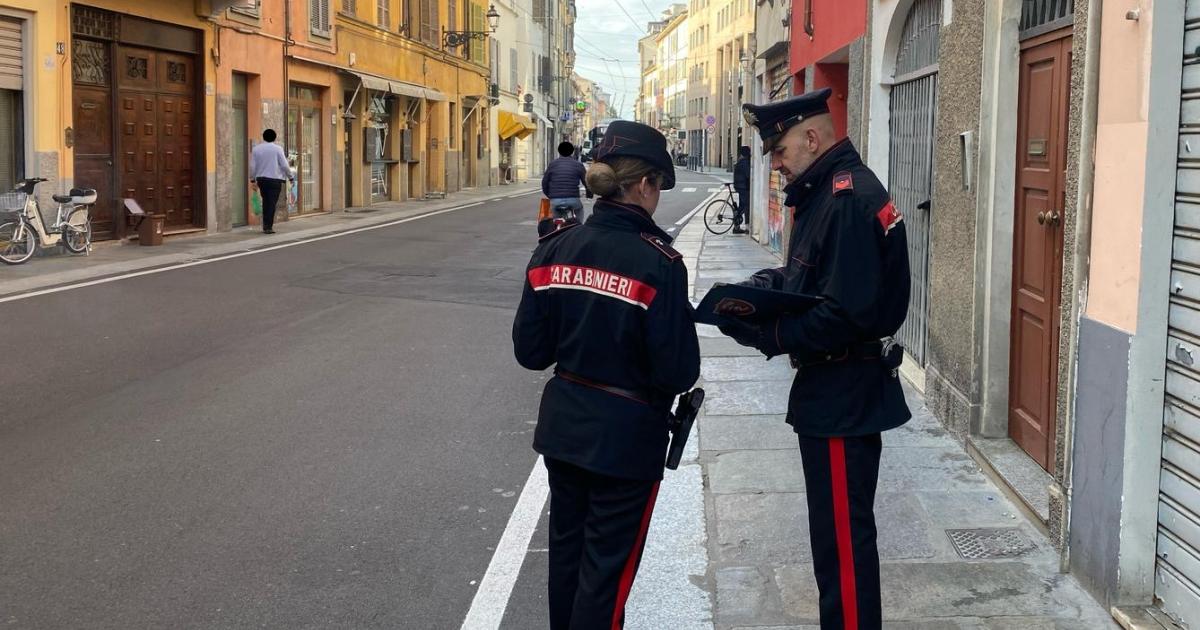 https://www.gazzettadiparma.it/resizer/1200/630/true/2025_10_16/16.10.2025_Parma_foto_x_denuncia__furto_in_attivita_commerciale-1760605513309.jpg--parma__sfonda_la_saracinesca_ed_entra_in_una_tabaccheria_del_centro_arraffando_il_fondocassa_e_diversi_pacchetti_di_sigarette__denunciato_32enne_starniero.jpg?1760605513506