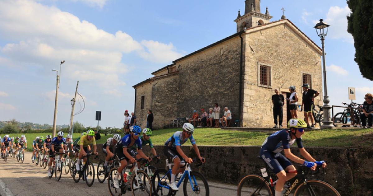https://www.gazzettadiparma.it/resizer/1200/630/true/ansa/2025_09_21/91f9af453dbf0f4d85a67f07a37e4317.jpg--ciclismo__ha_malore_durante_la_piccola_sanremo__e_in_rianimazione.jpg