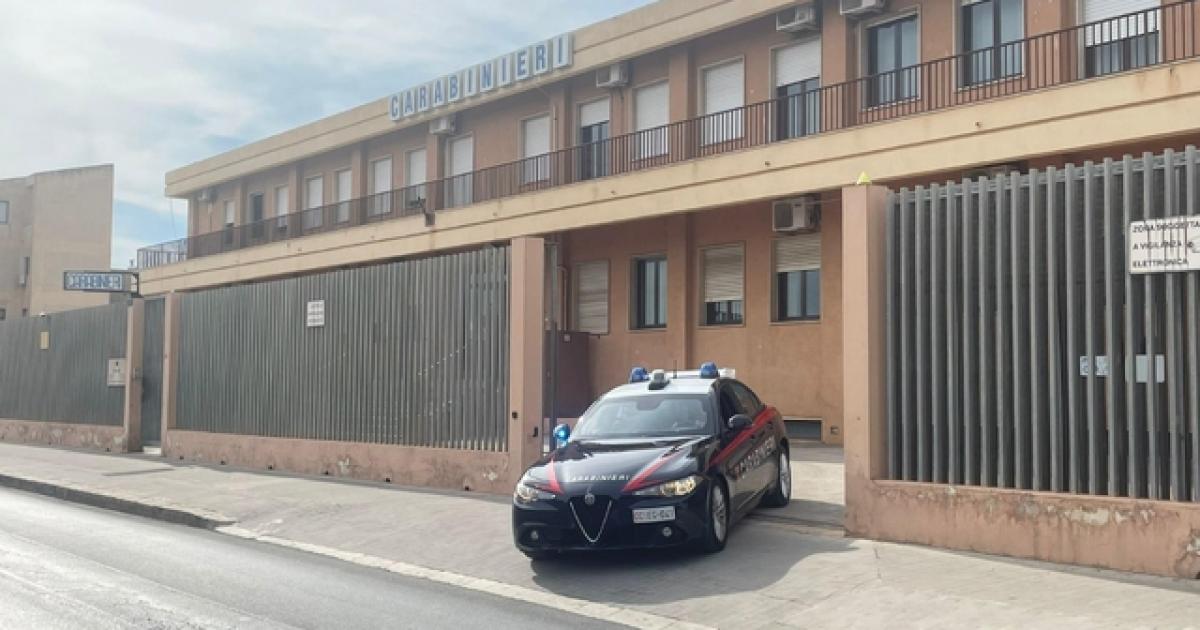 https://www.gazzettadiparma.it/resizer/1200/630/true/ansa/2025_09_26/3a1a3fca87f1696e1d8be447545ceca6.jpg--giovane_sequestrato_in_piazza_da_banditi_incappucciati_a_vittoria__sentiti_genitori_e_amici__appello_del_vescovo.jpg