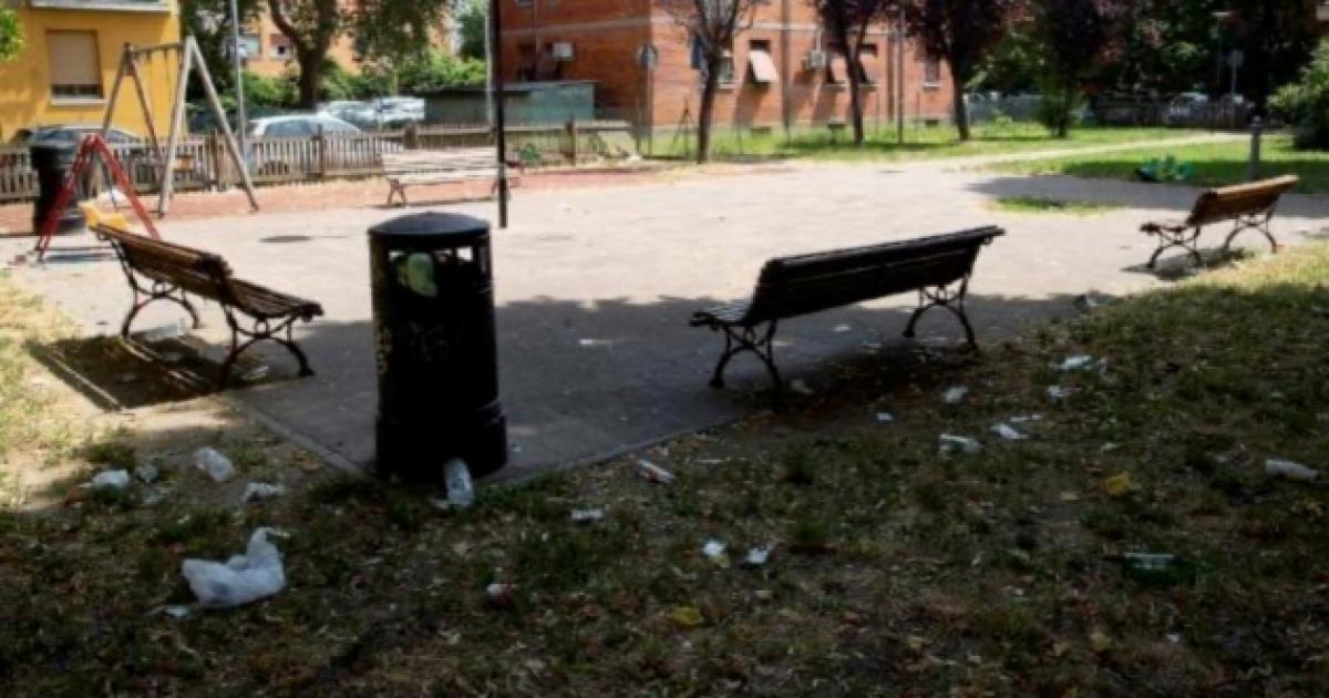 https://www.gazzettadiparma.it/resizer/1200/630/true/gn4/47928/GN4_DAT_47928425.jpg--raccolte_oltre_800_firme_per_chiedere_la_chiusura_del_parco_di_via_amendola.jpg