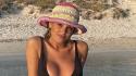 Bellezze sotto l’ombrellone - Caroline Tronelli