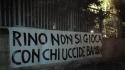 Striscione sotto casa di Gattuso, "Rino non si gioca con chi uccide bambini"