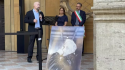 Stefano Benni, lunga coda e commozione alla camera ardente