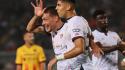 Si risveglia il "gallo" Belotti, doppietta: il Cagliari espugna Lecce