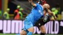 2-1 al Napoli, il Milan va in testa con partenopei e Roma