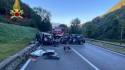 Auto prende fuoco dopo frontale nel Bergamasco, due morti