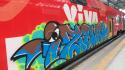 E i «graffitari» imbrattano il treno promozionale di Riccione