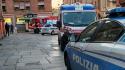 Vigili del fuoco, polizia locale, ambulanza e polizia in via D'Azeglio per emergenza sanitaria