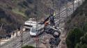 Treno contro gru, feriti in nuovo incidente ferroviario in Spagna