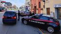 Parma: controlli straordinari del territorio, denunce e sanzioni - armi da taglio e stupefacenti sequestrati, patenti ritirate. Disposti nuovi allontanamenti dalle zone rosse