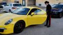 Magenta: rivende online la Porsche che ha appena acquistato con un assegno falso da 77.000 euro ma all'appuntamento trova i carabinieri. Denunciato per truffa 41enne italiano