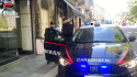 Parma: carabiniere fuori servizio sventa rapina al supermercato: 25enne arrestato e trasferito in carcere