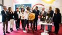 L'Emilia-Romagna porta a Vinitaly 90 espositori: aperto lo stand con Massimo Bottura, Carlo Cracco e Simona Ventura Foto