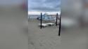 Tromba d'aria in Versilia, diversi stabilimenti danneggiati a Pietrasanta - Video: la spiaggia danneggiata 