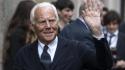 Quell'incontro con Re Giorgio. Quando Armani mi disse: “Se vuole vestirsi un po' meglio passi da me”