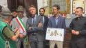 Emanuele Filiberto in visita al memoriale della Cuneense