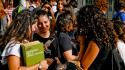 Firma genitori anche per gli studenti maggiorenni, è polemica
