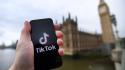 Francia, commissione raccomanda divieto TikTok sotto i 15 anni