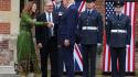 Starmer riceve Trump ai Chequers con stretta mano e cornamuse