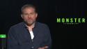 Charlie Hunnam e' Ed Gein nella serie Netflix "Monster"