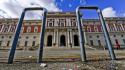 Operaio precipita da tetto capannone, muore in ospedale a Napoli