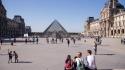 Al Louvre rubati i gioielli di Napoleone