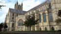 Graffiti con domande a Dio nella cattedrale di Canterbury, polemiche in Inghilterra