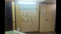 Gruppo con spranghe entra in liceo occupato e devasta aule