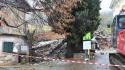 Frana travolge case, rientro degli sfollati solo da sabato