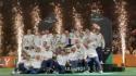 L'Italia vince ancora la Coppa Davis, l'esultanza azzurra sul podio 