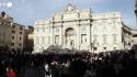 Fontana di Trevi a pagamento: la novita' che divide cittadini e turisti