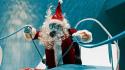 Babbo Natale arriva nella piscina termale pi&ugrave; profonda del mondo