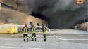 Incendio in un centro logistico nel Barese, sindaco 'Finestre chiuse'