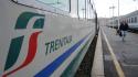 Stop ai treni sulla Tirrenica per un investimento mortale a Carrara