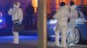 Giovane punta un'arma a salve, ucciso dalla polizia a Milano