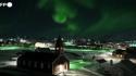 L'aurora boreale danza sopra la citta' vecchia di Nuuk, in Groenlandia