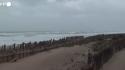Tempesta Pedro in Francia, le onde si abbattono sulla spiaggia di Biscarrosse