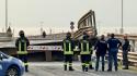 Cede ponte mobile a Livorno, accesso al porto da una sola strada